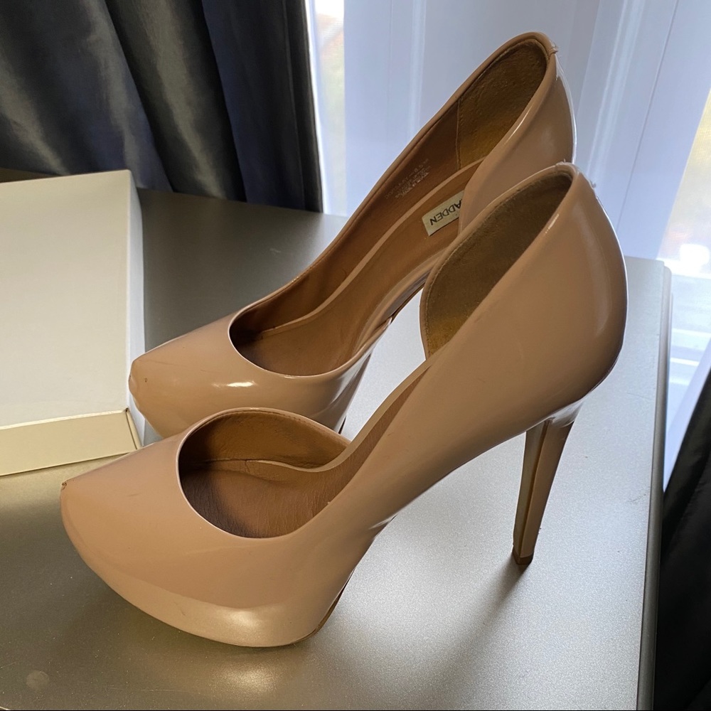 Steve Madden pumps